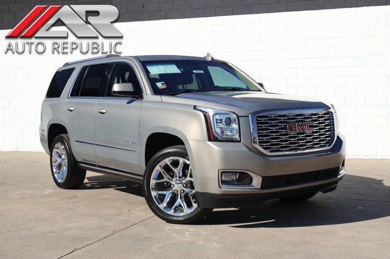 GMC Yukon Vehicle Full-screen Gallery Image 01