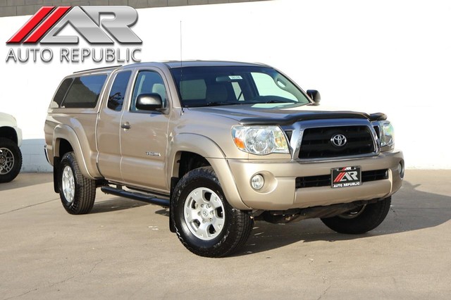 2007 Toyota Tacoma SR5 PreRunner W/PACAKGE #2 & TOWING PACKAGE at Auto Republic in Fullerton CA
