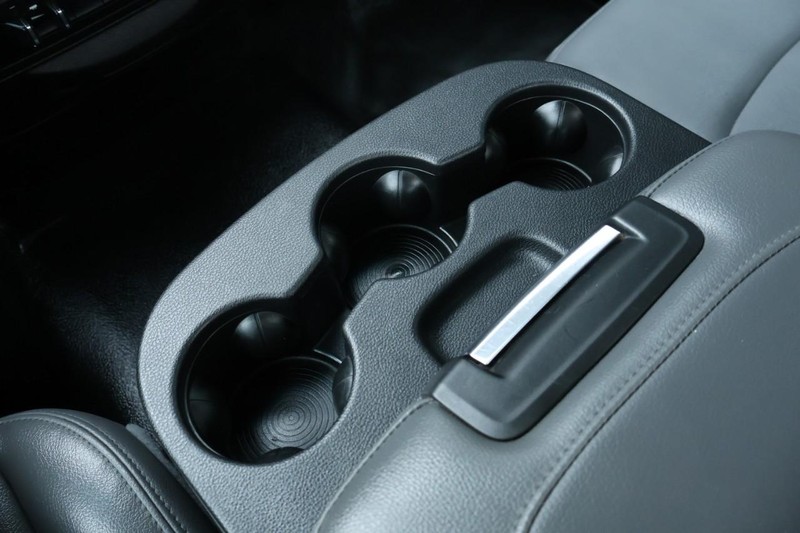 Ram 2500 Vehicle Full-screen Gallery Image 31