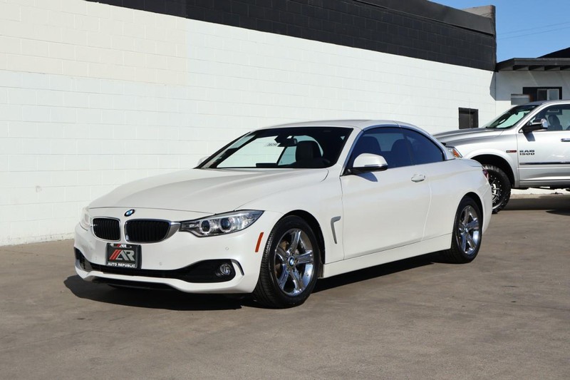 BMW 4 Series Vehicle Full-screen Gallery Image 12