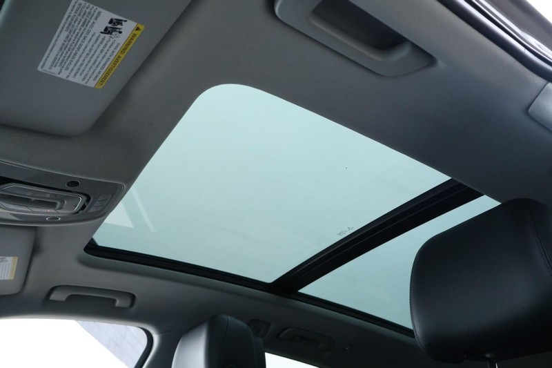 Audi Q5 Vehicle Full-screen Gallery Image 43