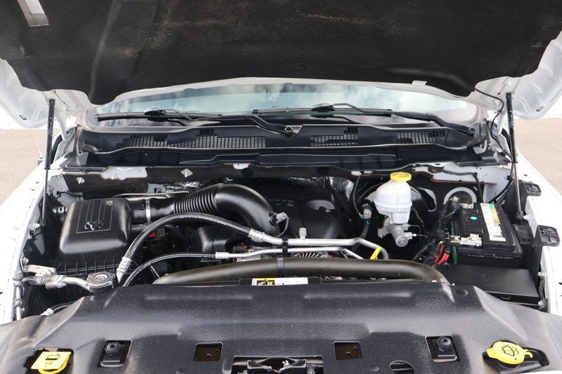 Ram 1500 Classic Vehicle Full-screen Gallery Image 14