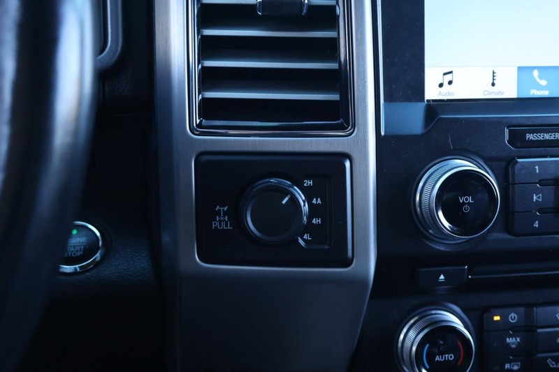 Ford F-150 Vehicle Full-screen Gallery Image 39