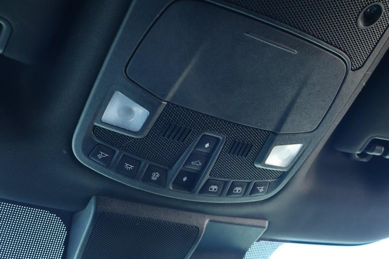 Ford F-150 Vehicle Full-screen Gallery Image 45