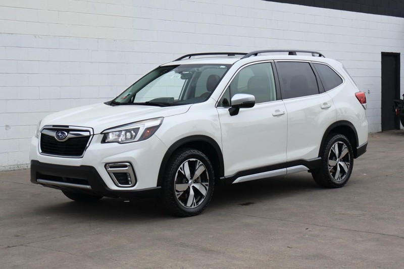 Subaru Forester Vehicle Full-screen Gallery Image 13