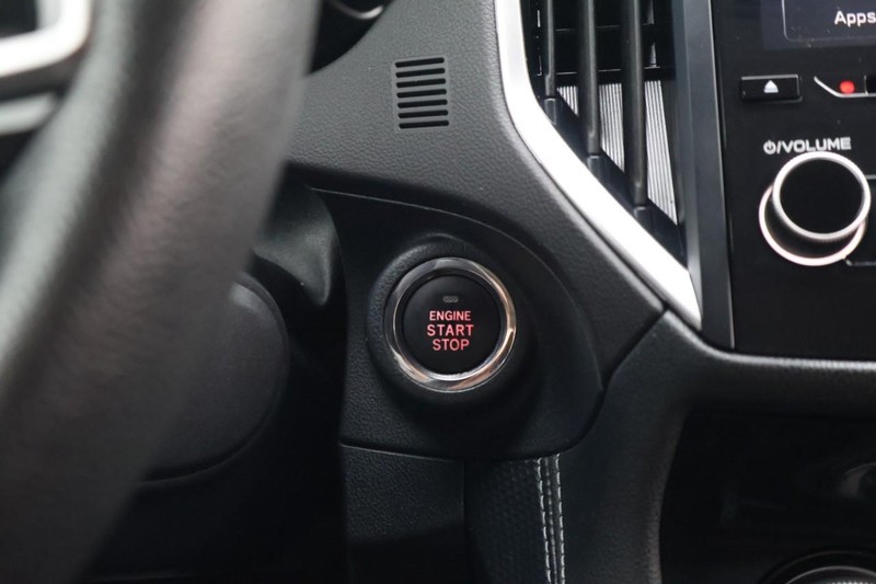 Subaru Forester Vehicle Full-screen Gallery Image 33