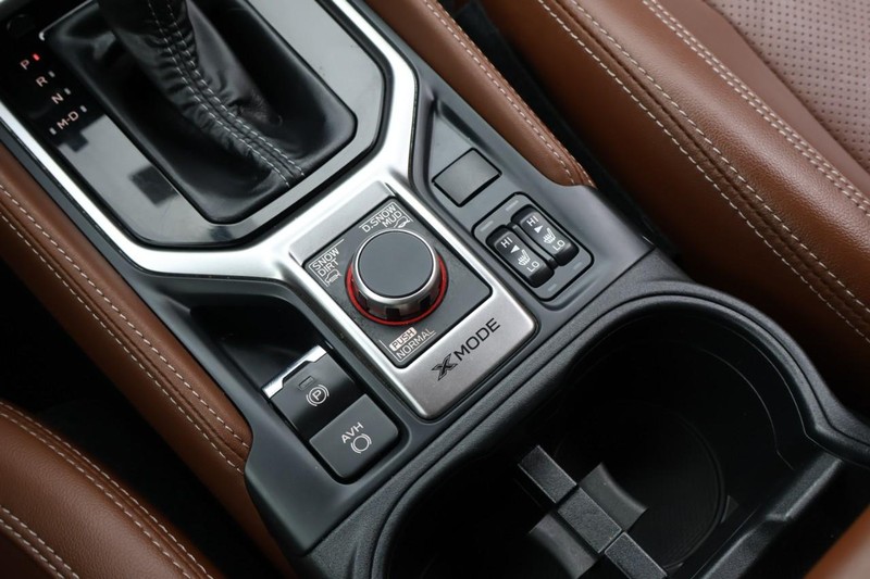 Subaru Forester Vehicle Full-screen Gallery Image 40