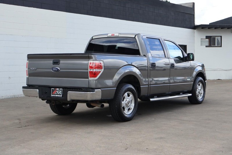 Ford F-150 Vehicle Full-screen Gallery Image 05