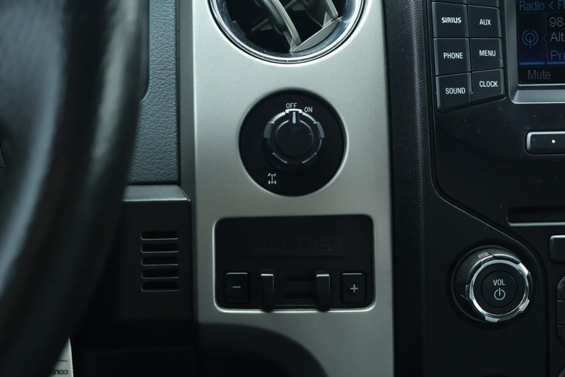 Ford F-150 Vehicle Full-screen Gallery Image 30