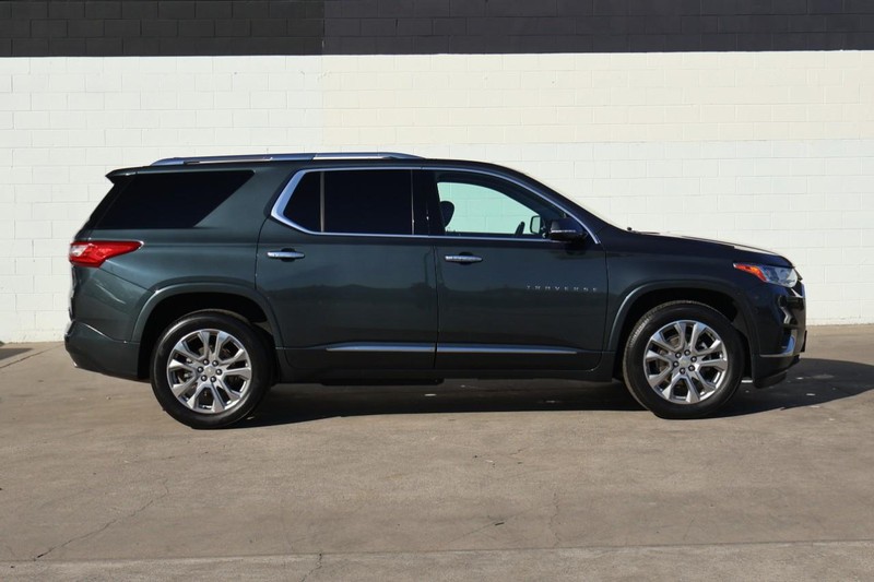 Chevrolet Traverse Vehicle Full-screen Gallery Image 04