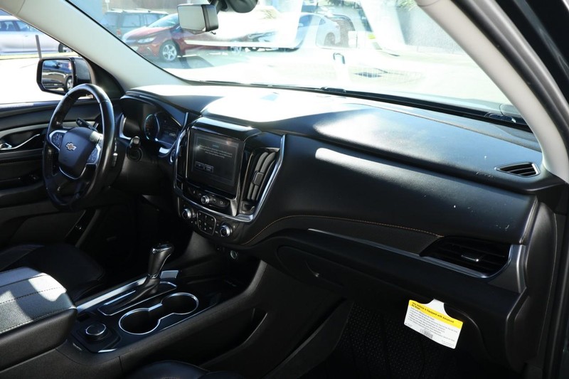 Chevrolet Traverse Vehicle Full-screen Gallery Image 23