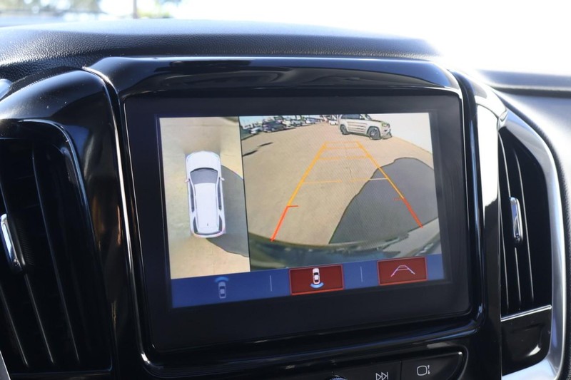 Chevrolet Traverse Vehicle Full-screen Gallery Image 36