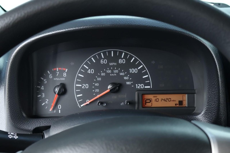 Nissan NV200 Compact Cargo Vehicle Full-screen Gallery Image 24