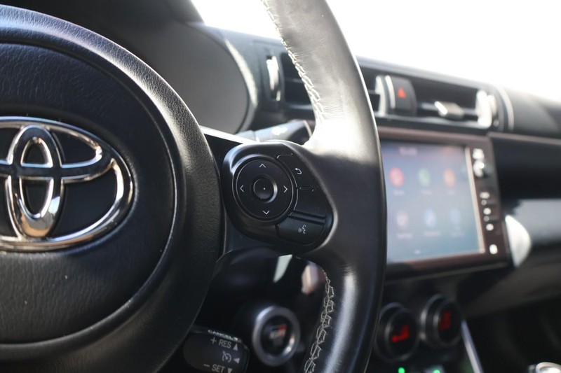 Toyota GR86 Vehicle Full-screen Gallery Image 27