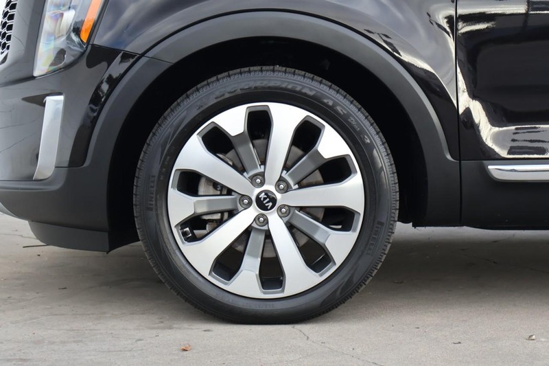 Kia Telluride Vehicle Full-screen Gallery Image 15