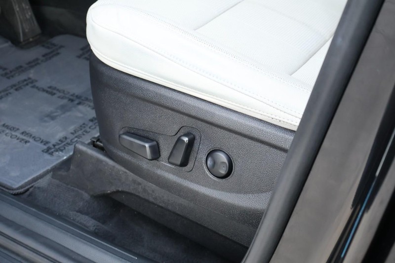 Kia Telluride Vehicle Full-screen Gallery Image 20