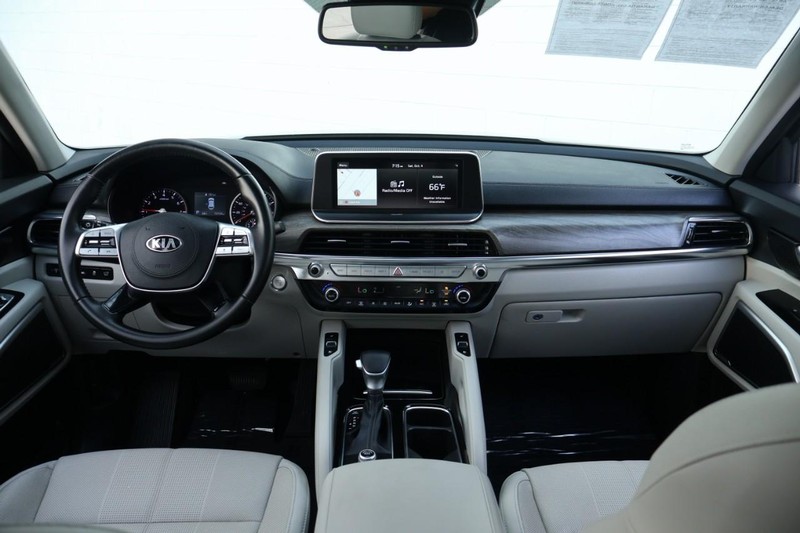 Kia Telluride Vehicle Full-screen Gallery Image 30