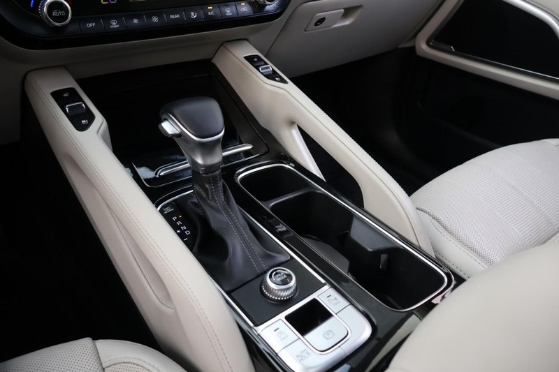 Kia Telluride Vehicle Full-screen Gallery Image 41