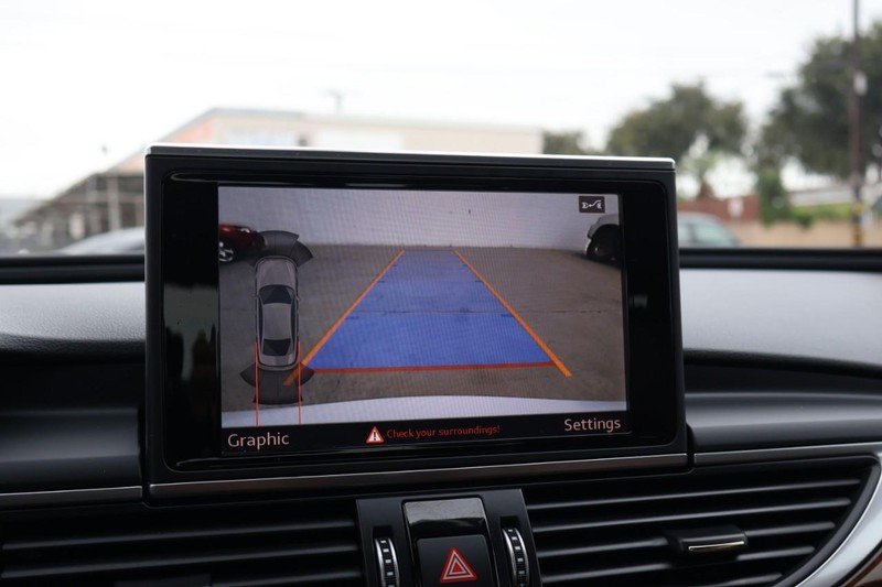 Audi A6 Vehicle Full-screen Gallery Image 34