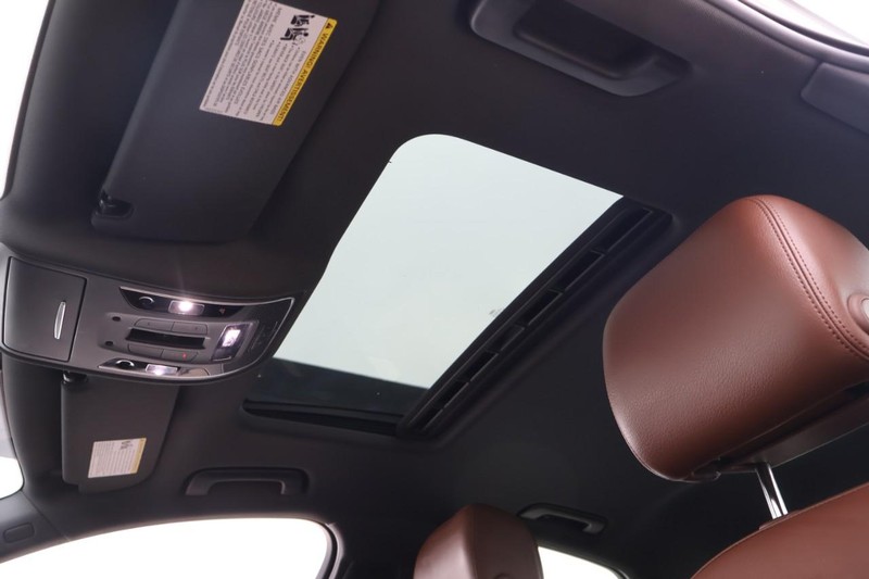 Audi A6 Vehicle Full-screen Gallery Image 43