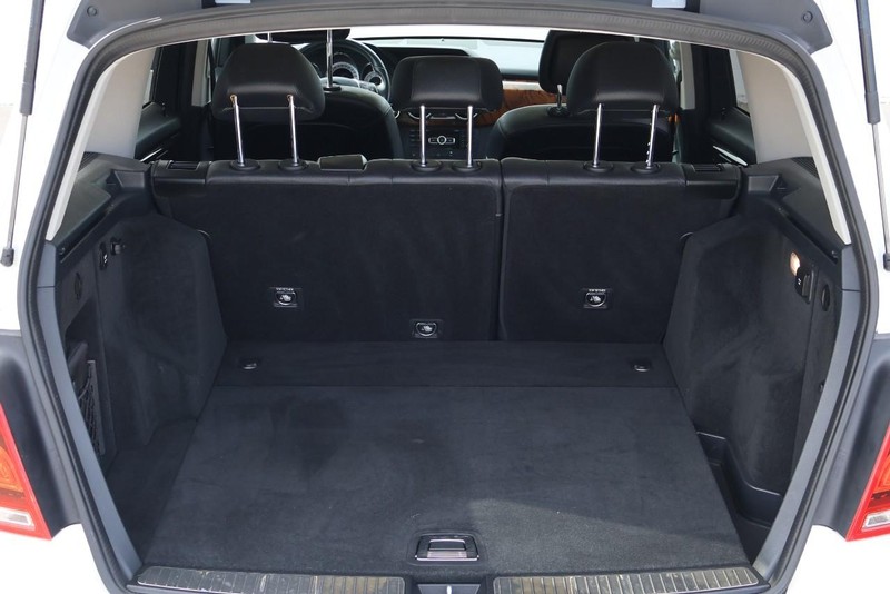 Mercedes-Benz GLK 350 Vehicle Full-screen Gallery Image 09