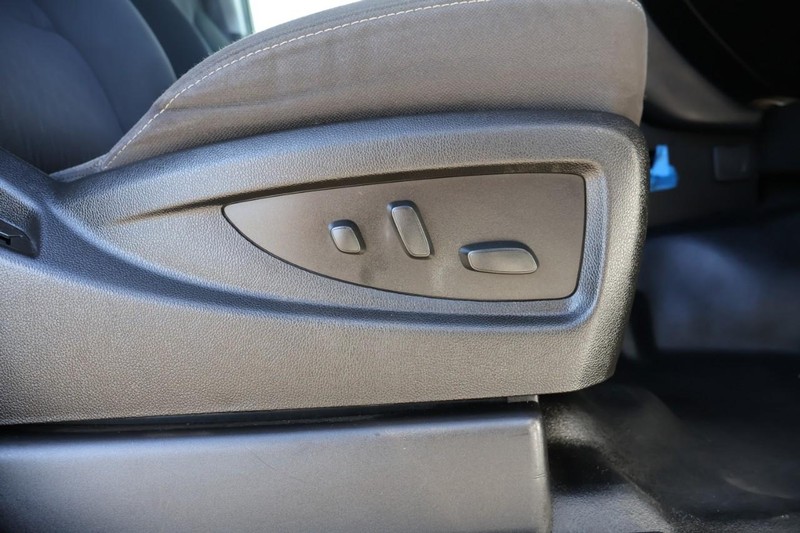 Chevrolet Tahoe Vehicle Full-screen Gallery Image 22