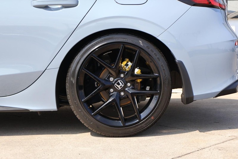 Honda Civic Hatchback Vehicle Full-screen Gallery Image 14