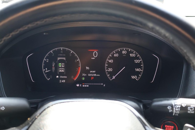 Honda Civic Hatchback Vehicle Full-screen Gallery Image 24