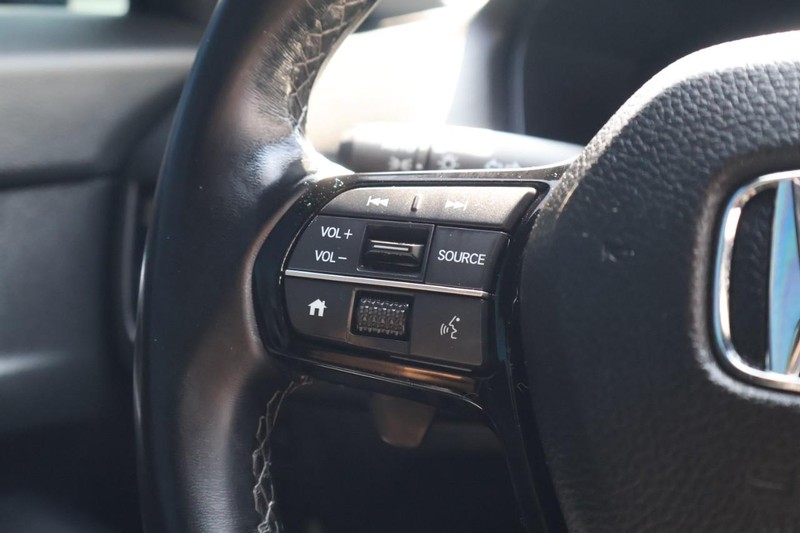 Honda Civic Hatchback Vehicle Full-screen Gallery Image 26