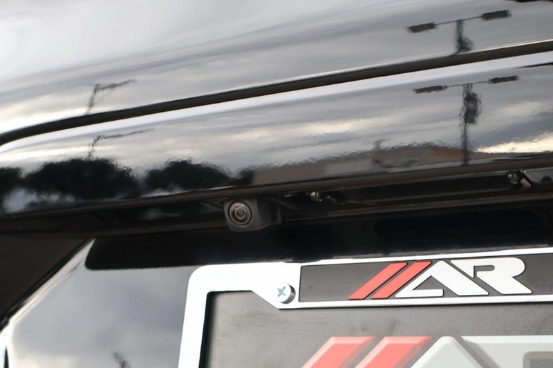 Honda CR-V Vehicle Full-screen Gallery Image 08