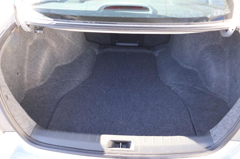 Honda Accord Vehicle Full-screen Gallery Image 08