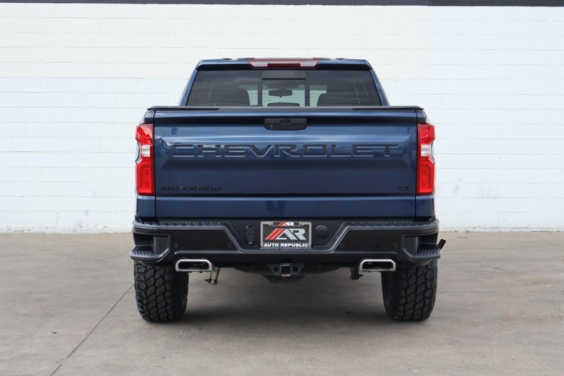 Chevrolet Silverado 1500 Vehicle Full-screen Gallery Image 06