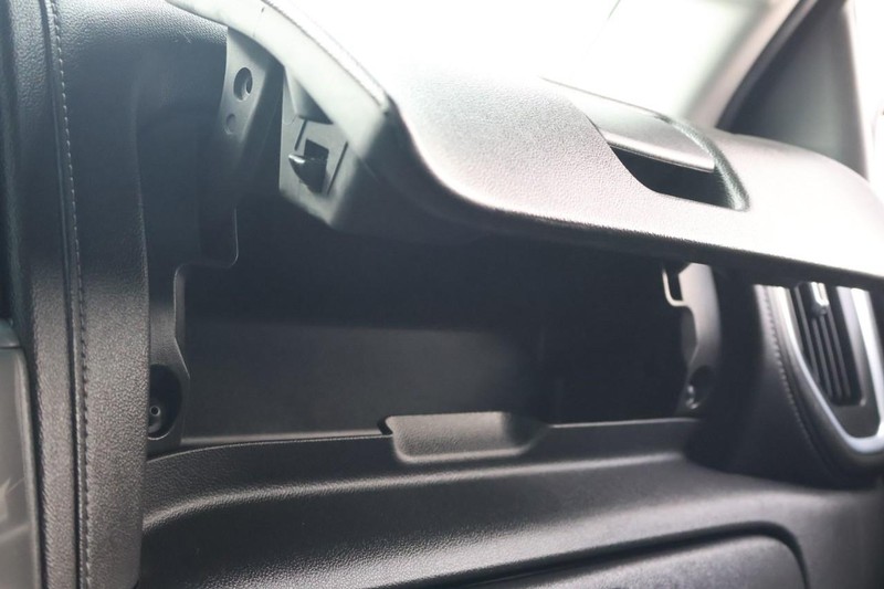 Chevrolet Silverado 1500 Vehicle Full-screen Gallery Image 26