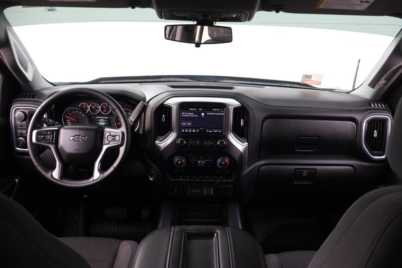 Chevrolet Silverado 1500 Vehicle Full-screen Gallery Image 30