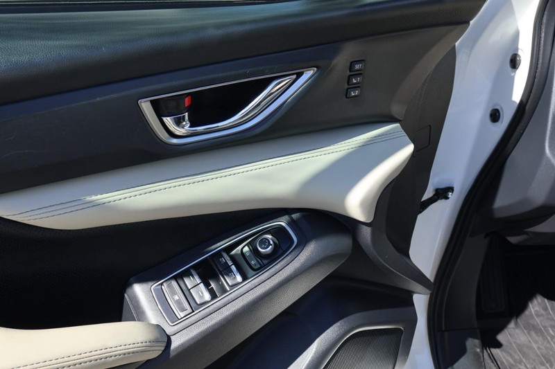 Subaru Ascent Vehicle Full-screen Gallery Image 17