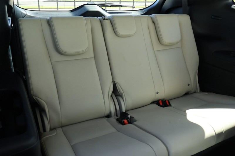 Subaru Ascent Vehicle Full-screen Gallery Image 28