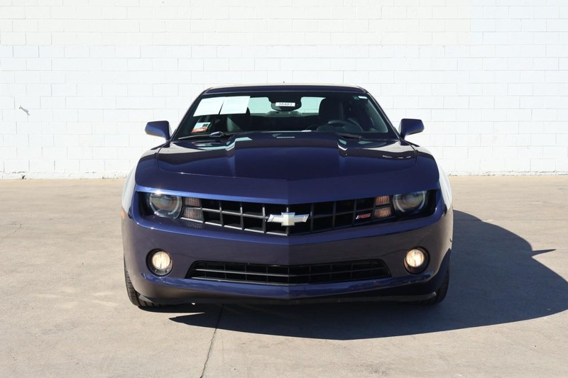 Chevrolet Camaro Vehicle Full-screen Gallery Image 02