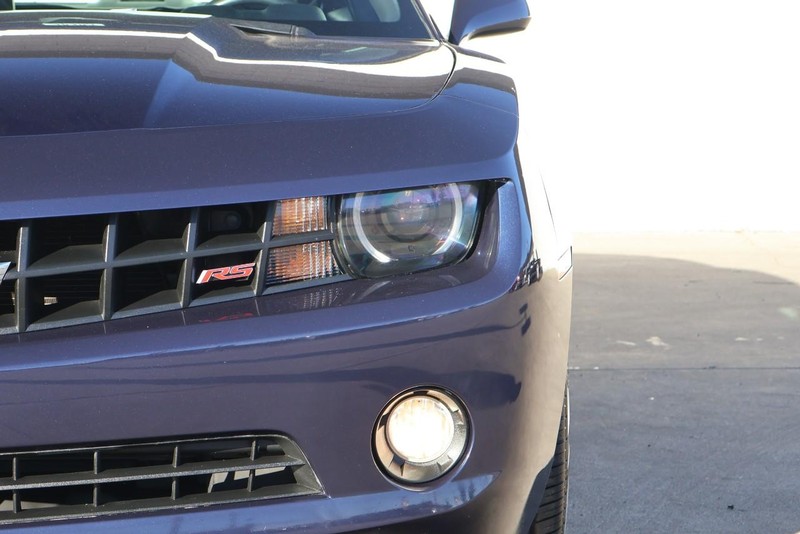 Chevrolet Camaro Vehicle Full-screen Gallery Image 03