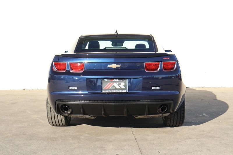 Chevrolet Camaro Vehicle Full-screen Gallery Image 06