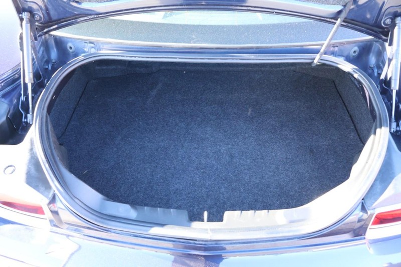 Chevrolet Camaro Vehicle Full-screen Gallery Image 08