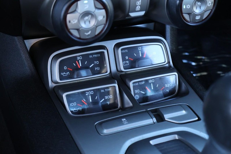 Chevrolet Camaro Vehicle Full-screen Gallery Image 31