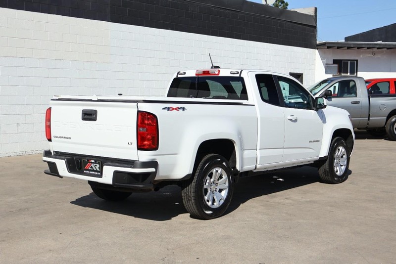 Chevrolet Colorado Vehicle Full-screen Gallery Image 05