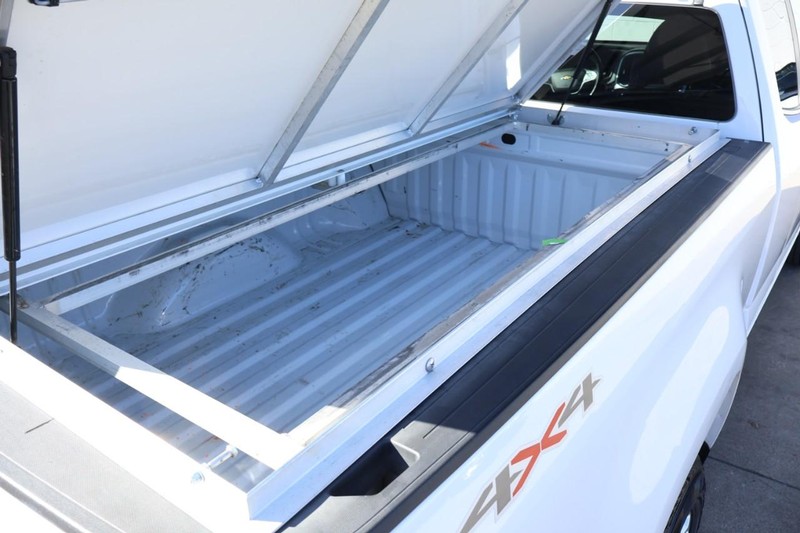 Chevrolet Colorado Vehicle Full-screen Gallery Image 06