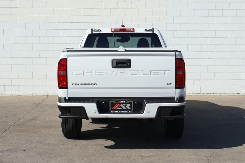 Chevrolet Colorado Vehicle Full-screen Gallery Image 07