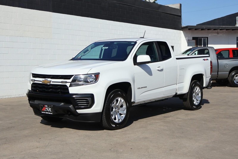 Chevrolet Colorado Vehicle Full-screen Gallery Image 14
