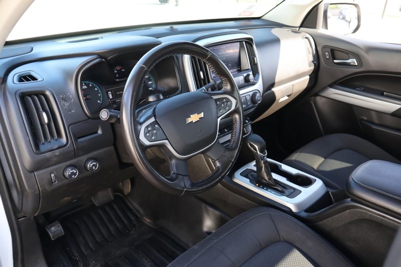 Chevrolet Colorado Vehicle Full-screen Gallery Image 18