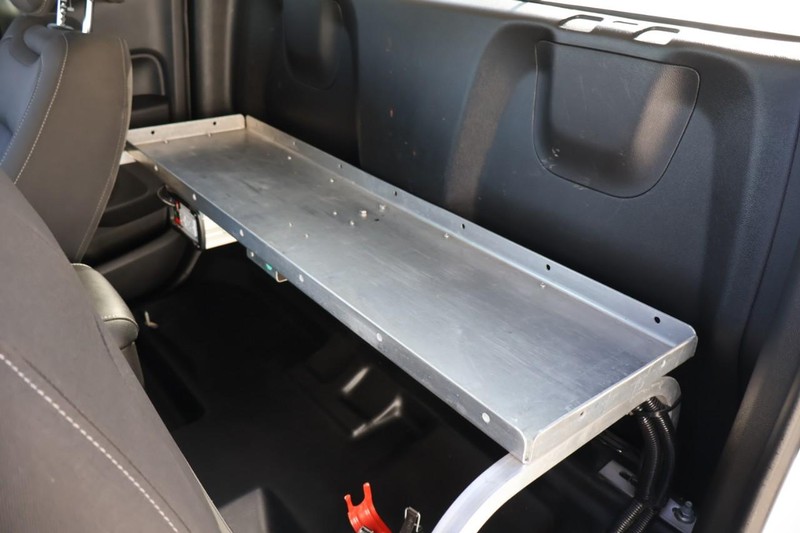 Chevrolet Colorado Vehicle Full-screen Gallery Image 23