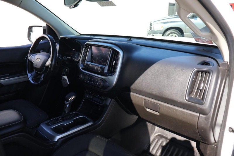 Chevrolet Colorado Vehicle Full-screen Gallery Image 24