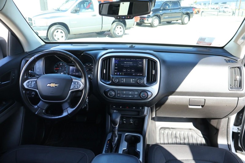 Chevrolet Colorado Vehicle Full-screen Gallery Image 26