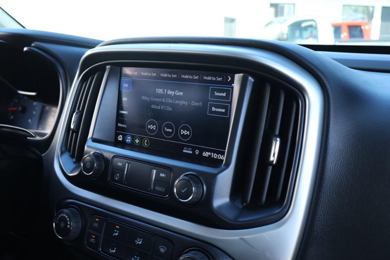 Chevrolet Colorado Vehicle Full-screen Gallery Image 32